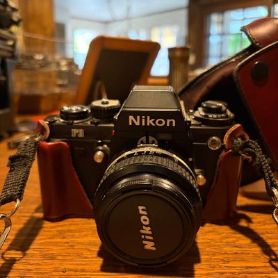 Sale Photo Thumbnail #48: Nikon Single Lens Reflect Camera with lens