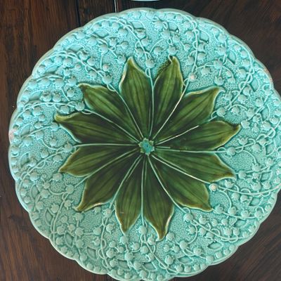 Sale Photo Thumbnail #2: Majolica Plate