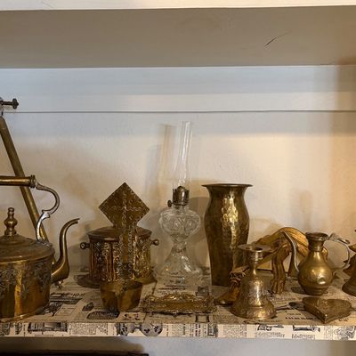 Sale Photo Thumbnail #18: Brass decor