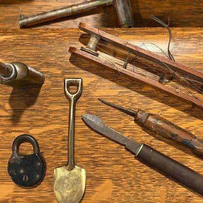 Sale Photo Thumbnail #11: Various small tools including fishing line winder, ink pen knife and lock