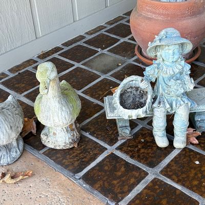 Sale Photo Thumbnail #43: Stoneware garden accessories