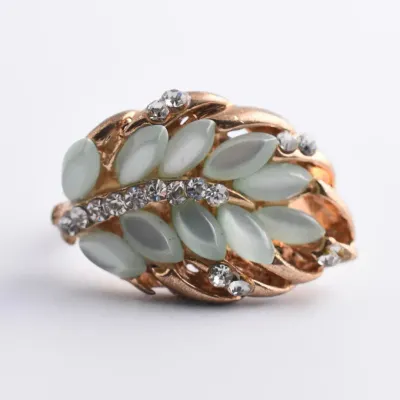 Green Cluster Leaf Ring