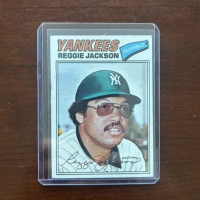 1977 Topps Baseball Card. Reggie Jackson - New York Yankees. Card #10