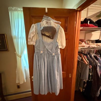 Sale Photo Thumbnail #137