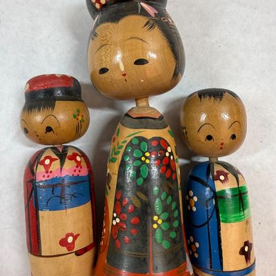 Vintage Japanese Wooden Kokeshi Dolls - Set of 3