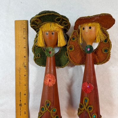 Pair of Vintage Mid-Century Wooden Angel Figurines - Made in Taiwan