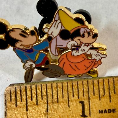 Disney Mickey and Minnie Mouse Enamel Pin