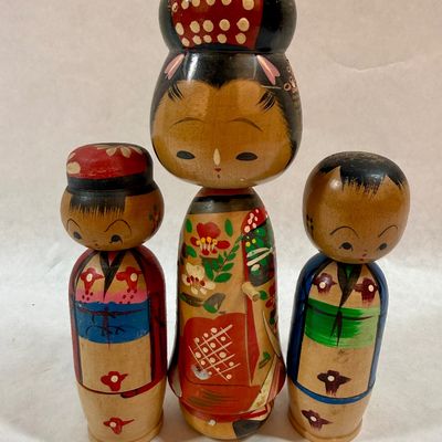 Vintage Japanese Wooden Kokeshi Dolls - Set of 3
