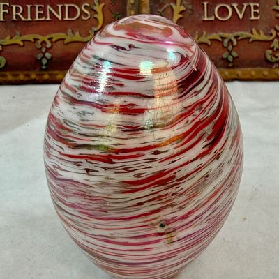 Jo Moulton Wall Plaques, Swirled Glass Egg & Frosted Glass Holly Basket
