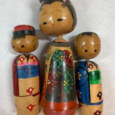 Vintage Japanese Wooden Kokeshi Dolls - Set of 3