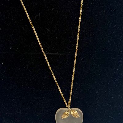 Vintage Avon Gold-Tone Frosted Glass Apple Pendant Necklace