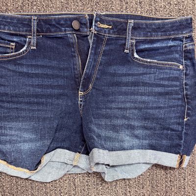 a.n.a Women's Size 10 Mid-Rise Denim Shorts with Cuffed Hems