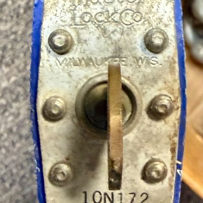 Heavy Duty Steel Security Chain with Master Lock No. 15 Padlock & Key