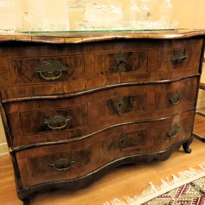 Sale Photo Thumbnail #131: 18th century serpentine bombe chest of drawers