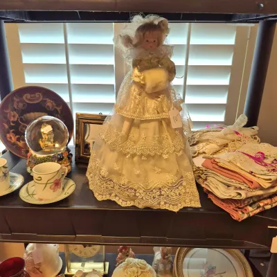 Sale Photo Thumbnail #6: Vintage Doll Tree Topper/Beautiful Table Top Dollies Bundle/Musical Water Globe