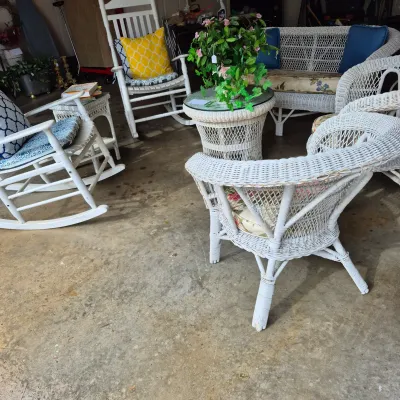 Sale Photo Thumbnail #60: Settee/2 Chairs/Table Wicker Set