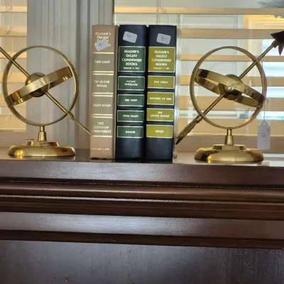 Sale Photo Thumbnail #16: Vintage Reader Digest Decorative Hardback Books/Brass Bookends