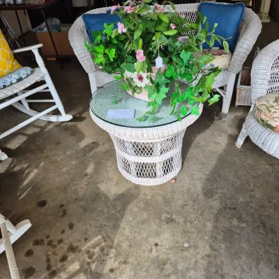 Sale Photo Thumbnail #59: 4 Piece Wicker Set With Floral Fabric Cushions