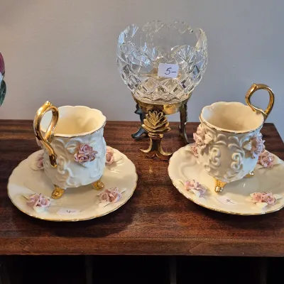 Sale Photo Thumbnail #24: Dainty Footed Cup/Saucer