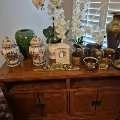 Sale Photo Thumbnail #22: Assorted Brass/Ceramic Clock 
