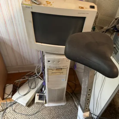Sale Photo Thumbnail #53: Vintage Gateway 2000 computer tower paired with an AcerView 54e CRT monitor and mouse, showing visible discoloration and wear.