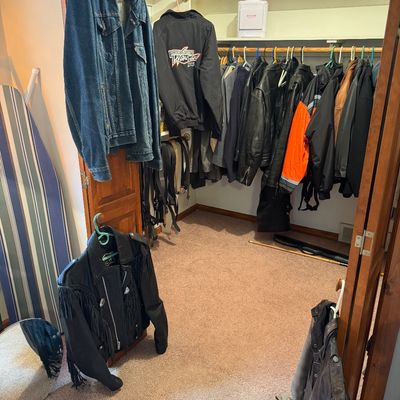 Sale Photo Thumbnail #169: Harley Davidson leather jackets 