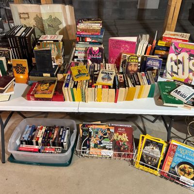 Sale Photo Thumbnail #192: Books