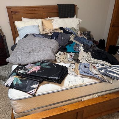 Sale Photo Thumbnail #105