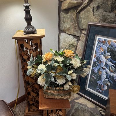 Sale Photo Thumbnail #52: Wooden pedestal plant stand