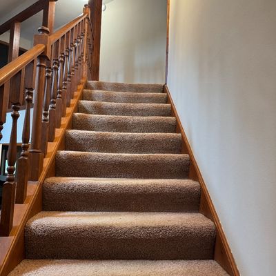 Sale Photo Thumbnail #124: Let’s head upstairs 