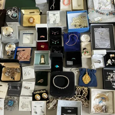Sale Photo Thumbnail #27