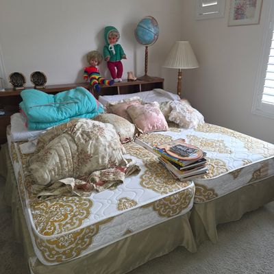 Sale Photo Thumbnail #32