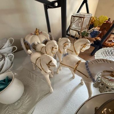 Sale Photo Thumbnail #164