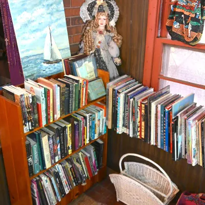 Sale Photo Thumbnail #11