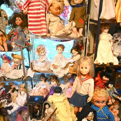 Sale Photo Thumbnail #46