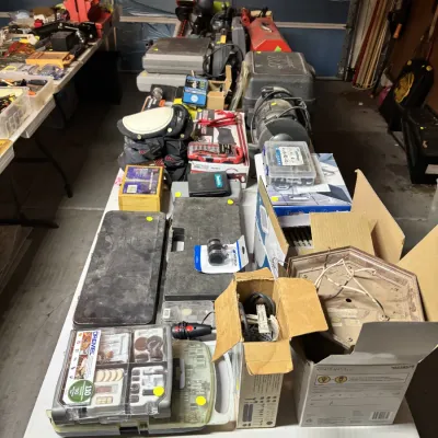 Sale Photo Thumbnail #7: Assortment of power tools, hand tools, hardware, and Dremel accessory sets 