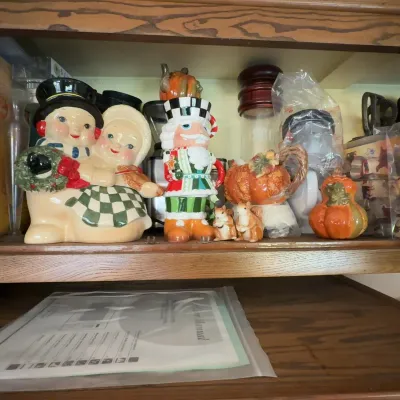 Sale Photo Thumbnail #92