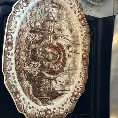 Sale Photo Thumbnail #121: Vintage Mason's 'His Majesty' transferware Thanksgiving turkey platter with a scalloped edge and fruit border.