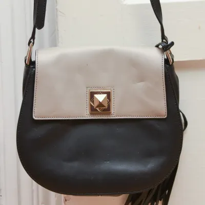 Sale Photo Thumbnail #63