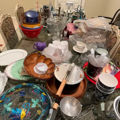 Estate sale photo