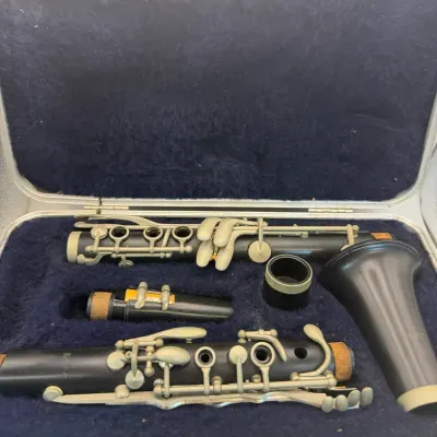 Artley 17S Clarinet with Hard Case Serial 13659