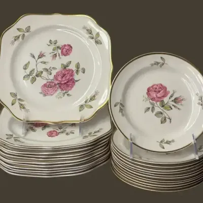 1952 Homer Laughlin Eggshell Nautilus Pink Rose Gold Trim Plates – 8” Square & 6” Round