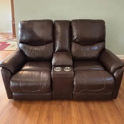 Sale Photo Thumbnail #67: F brown reclinable chairs