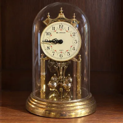 Sale Photo Thumbnail #32: D decorative golden clock