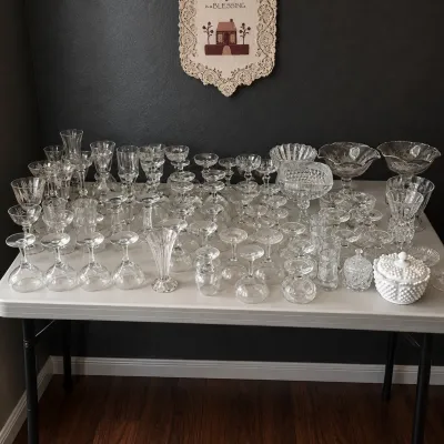 Sale Photo Thumbnail #91: K assorted glassware