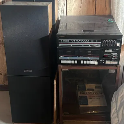 Sale Photo Thumbnail #60: E fisher stereo system