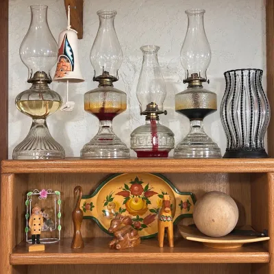 Sale Photo Thumbnail #29: D collection of oil lamps