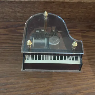 Sale Photo Thumbnail #42: D mini piano music box