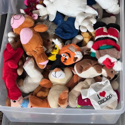 Sale Photo Thumbnail #105: T stuffedtoys and animals