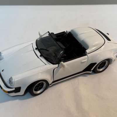 Sale Photo Thumbnail #22: 1:18 Scale 
Doors, hood, and trunk open